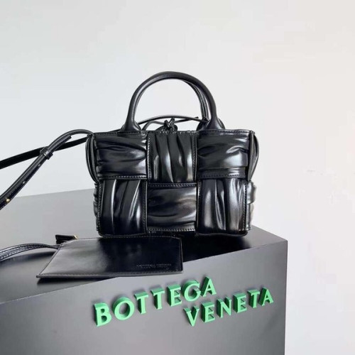 [Bottega Veneta] 보테가베네타
