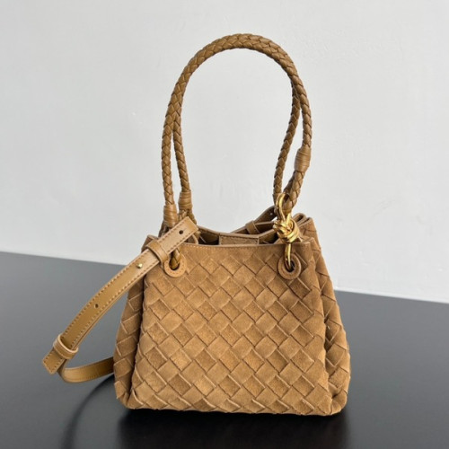 [ Bottega Veneta ] 보테가베네타 파라슈트 스몰