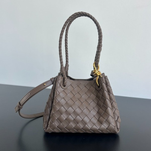 [ Bottega Veneta ] 보테가베네타 파라슈트 스몰