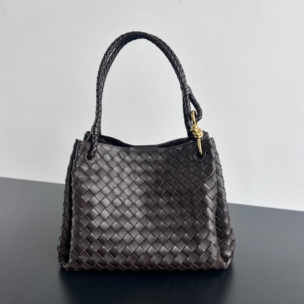 [ Bottega Veneta ] 보테가베네타 파라슈트 라지