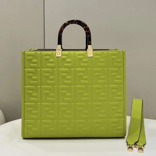 [Fendi] 펜디 선샤인 가죽 쇼퍼 미디엄