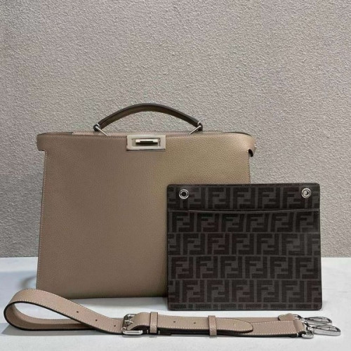 [Fendi] 펜디 피카부 I See U 미디엄