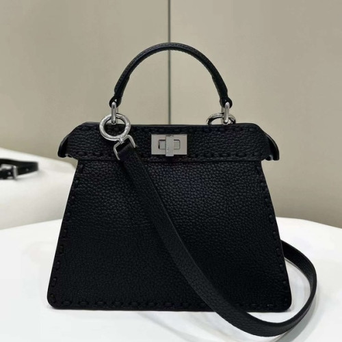 [Fendi] 펜디 피카부 I See U 셀러리아 쁘띠