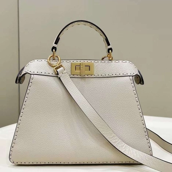 [Fendi] 펜디 피카부 I See U 셀러리아 스몰