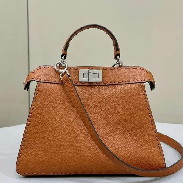 [Fendi] 펜디 피카부 I See U 셀러리아 스몰