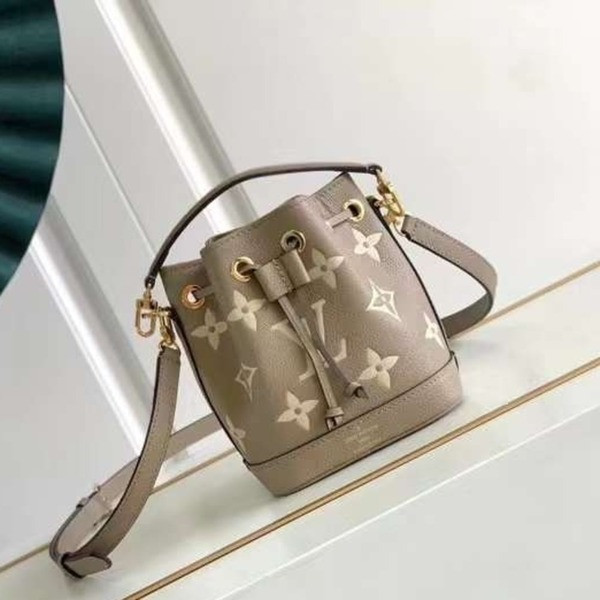 [ LV ] 나노 노에 버킷 백