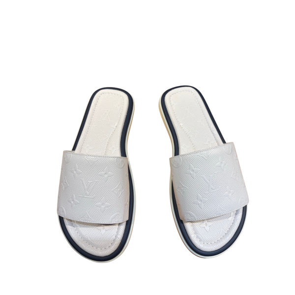 [ LV ] 오아시스 샌들