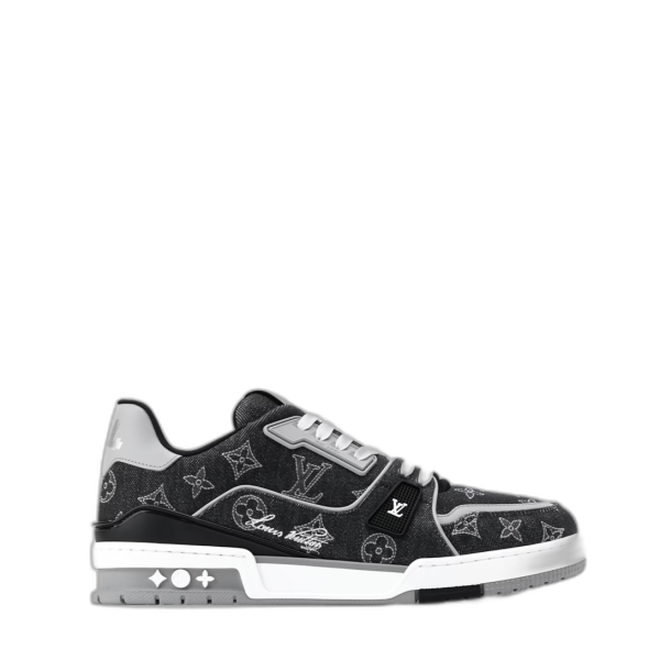 LV 트레이너 스니커즈 1AJ360