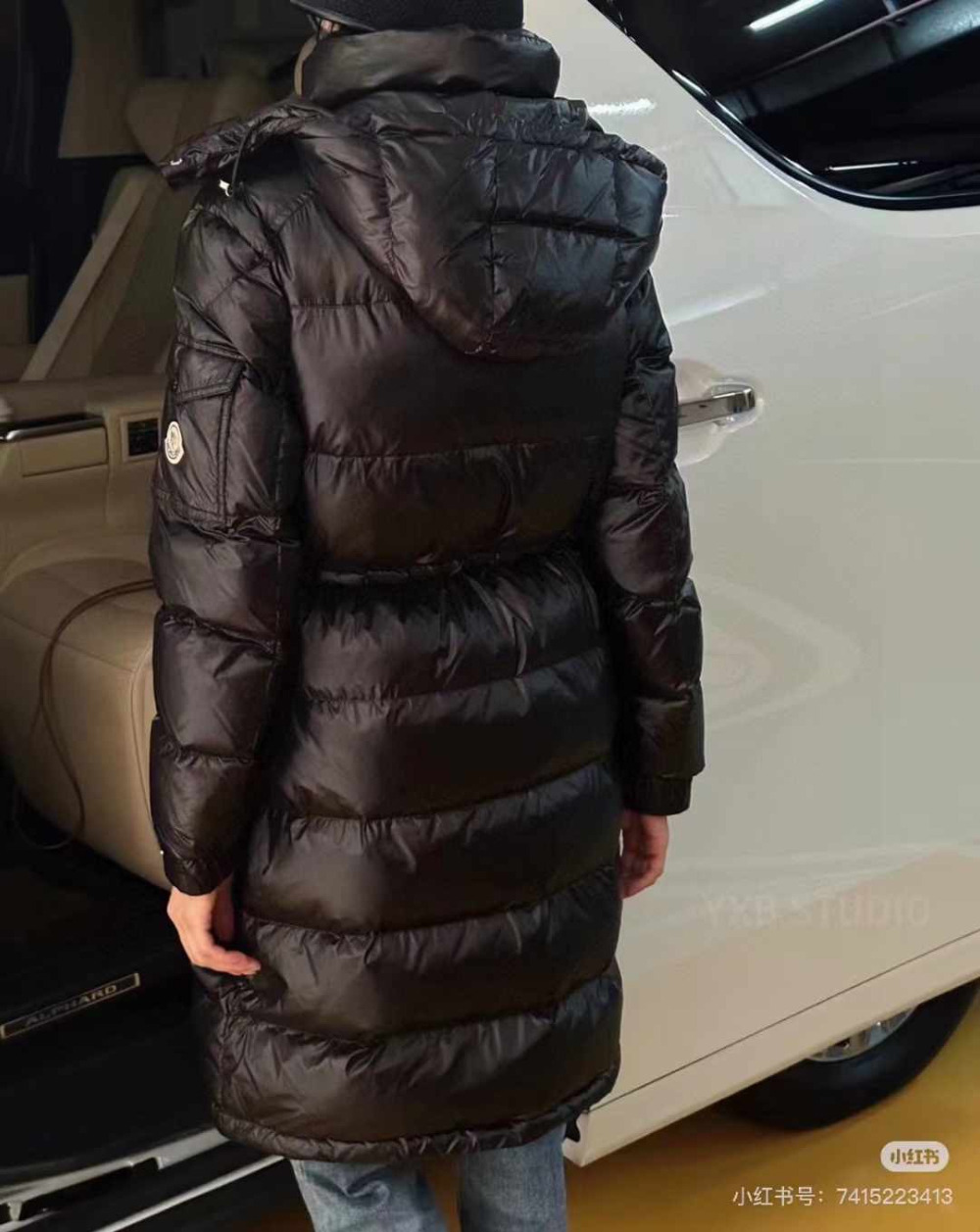 패딩 모델 착용 이미지-S3L20