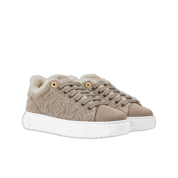 _타임 아웃 스니커즈