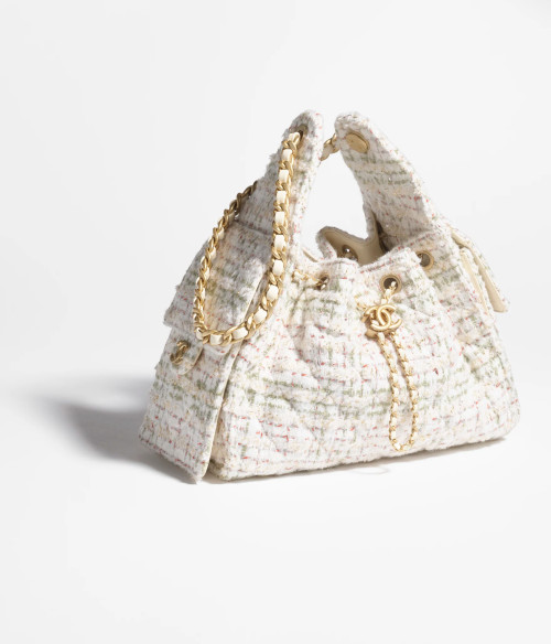 CHANEL 25 미디엄 백 에크루