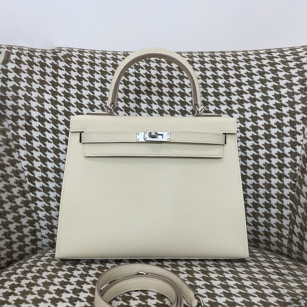 에르메스 켈리 25 셀리에 밀크 쉐이크 화이트 실버 하드웨어