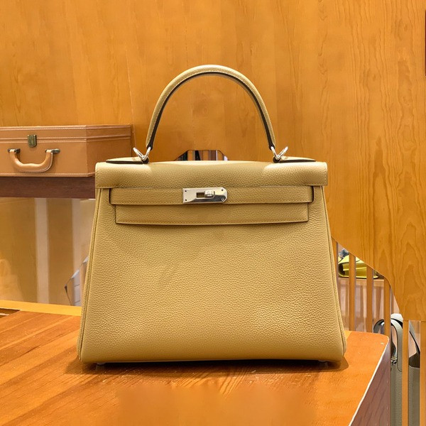 에르메스 켈리 28 르투르네 비스킷 실버 하드웨어
