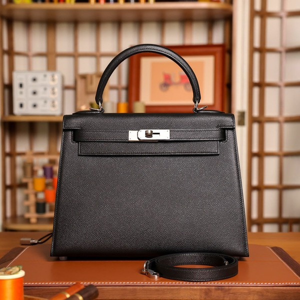 에르메스 켈리 28 셀리에 블랙 실버 하드웨어