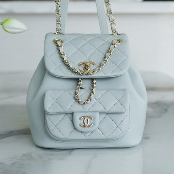 샤넬 22A 듀마 포켓 백 스몰 라이트 