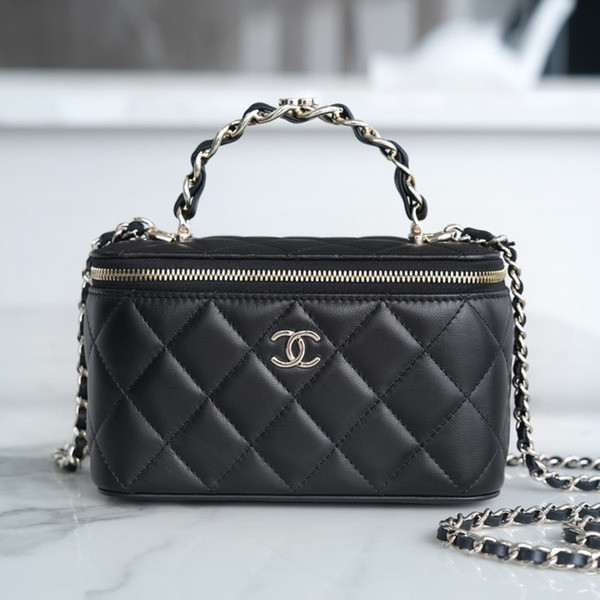샤넬 체인 코스메틱 베니티백 블랙 금장