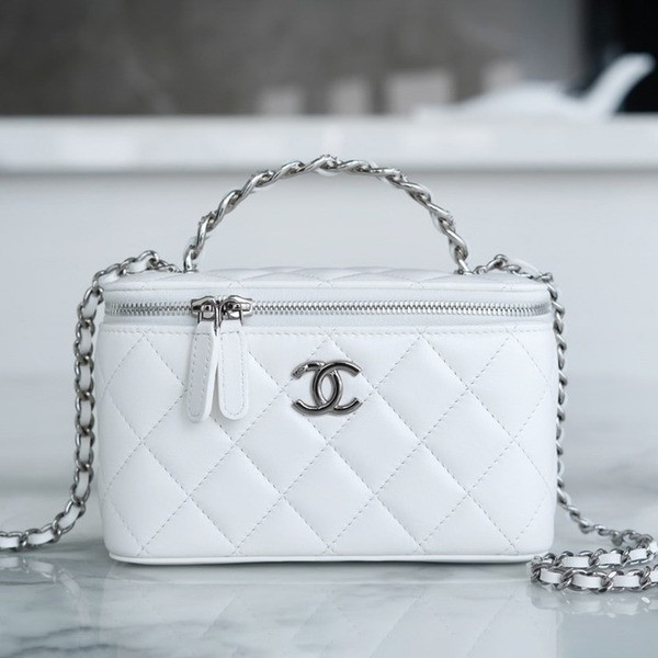 샤넬 탑핸들 스몰 베니티백 화이트 은장