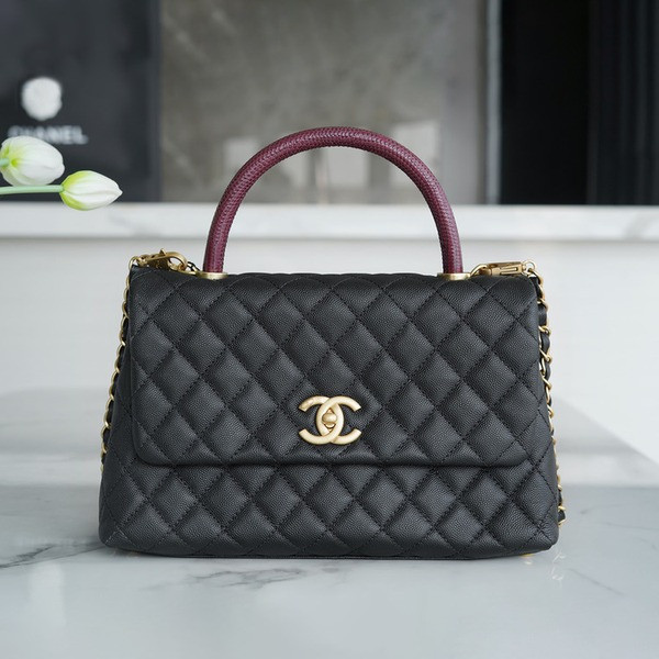 샤넬 코코핸들 블랙 리자드 미디엄 캐비어