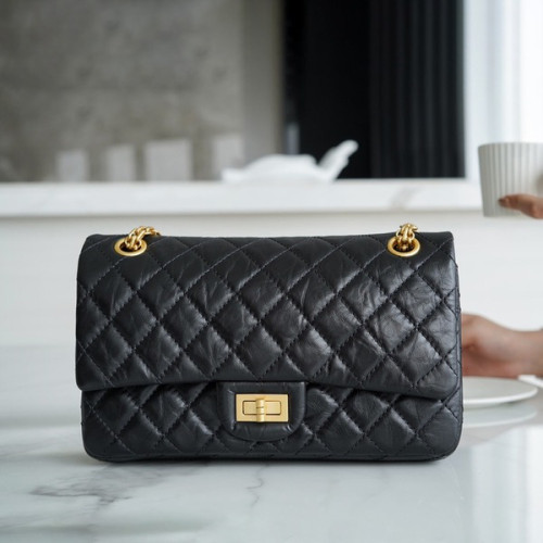 샤넬 2.55 플랩백 미디엄 빈티지 금장 A37586