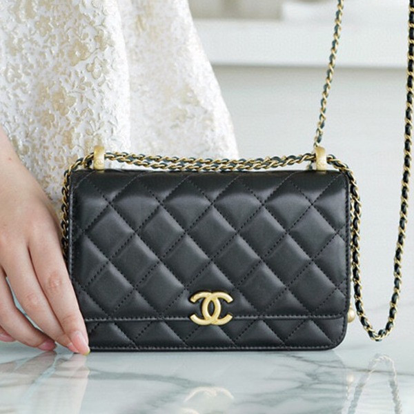 샤넬 WOC 체인 월렛 블랙 카프스킨