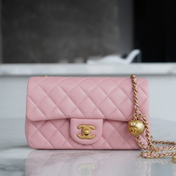 샤넬 클래식 메탈볼 플랩백 