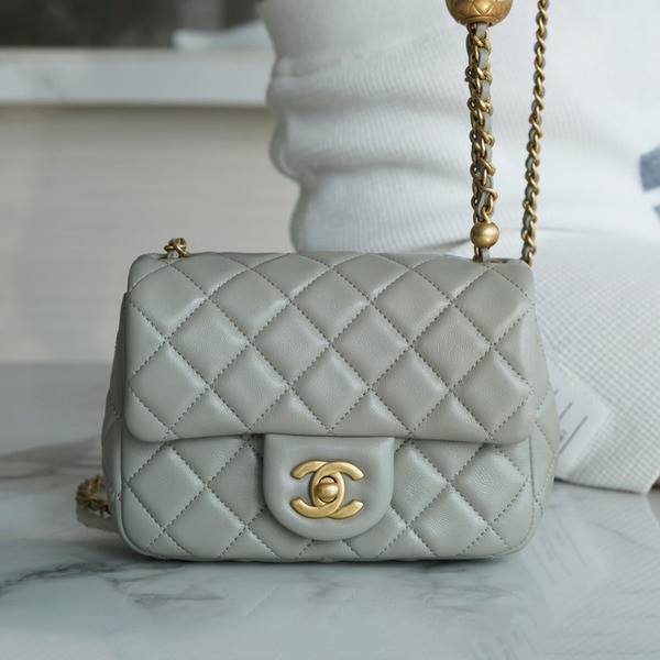 샤넬 쁘띠삭 골드볼 플랩백 뉴미니 