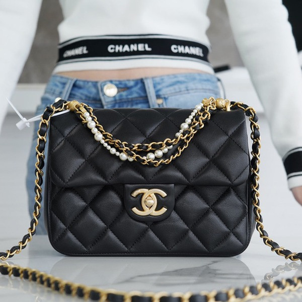 샤넬 클래식 더블 체인 숄더백 