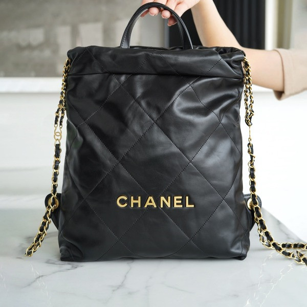 샤넬 22백팩 래커드 