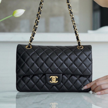 샤넬 클래식 미디엄 블랙 금장 램스킨