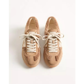 업빌리지 울 & 크러스트 레더 스니커즈