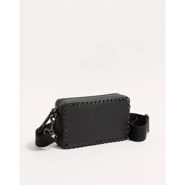 락스터드 그레인 송아지 가죽 크로스바디 백