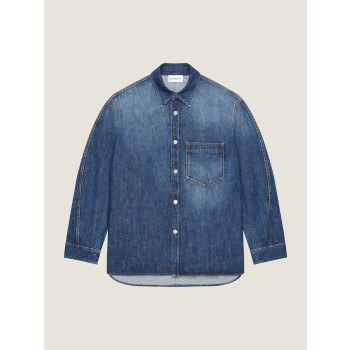 워시드 데님 소재의 쿠튀르 심 오버셔츠