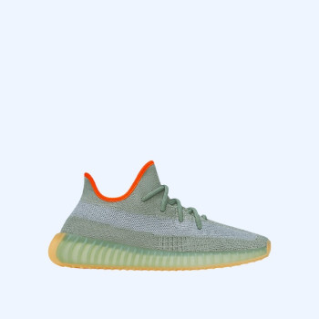 아디다스 이지 부스트 350 V2 데저트 세이지