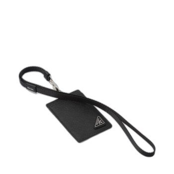 프라다 사피아노 실버 삼각로고 배지 홀더