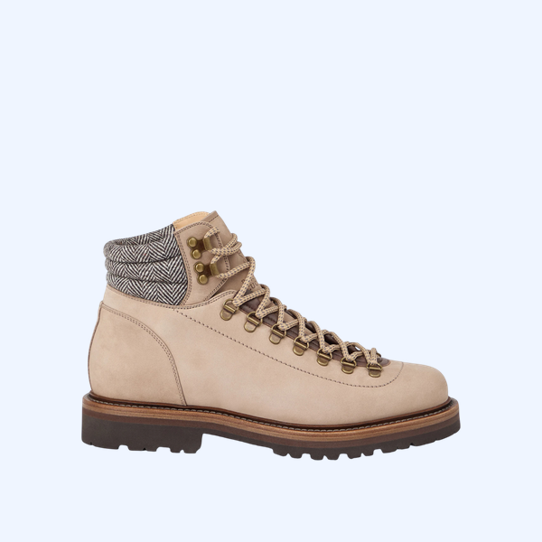 누벅 붓스 포어 맨 인 둔