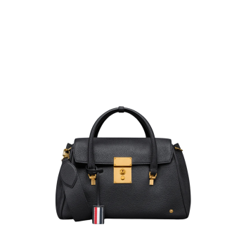 소프트 페블 그레인 볼튼 백