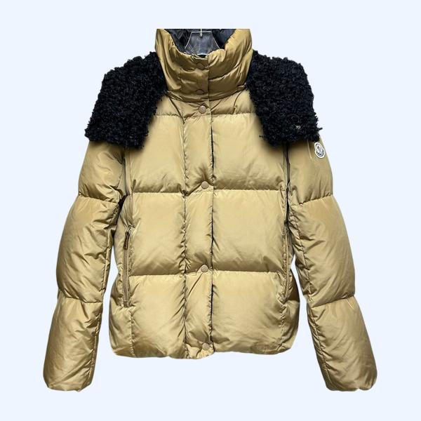 몽클레이 멍차이 카스텔누 퀄팅 후드숏 다운재킷