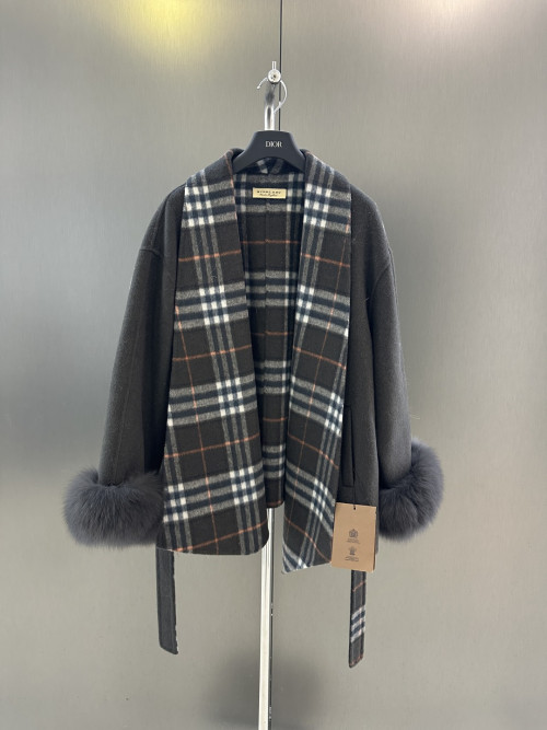 버버리 클래식 플레드 울코트