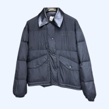 미우미우 롱 슬리브 다운 재킷