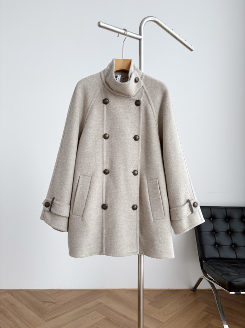 BC 스탠드업 칼라 더블브레스트 코트