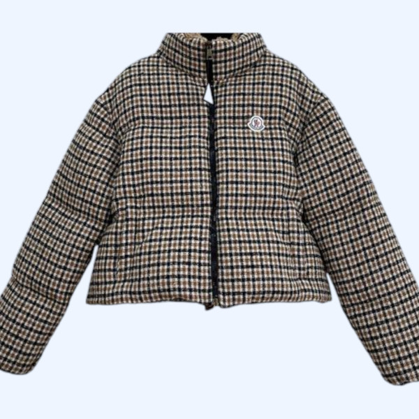 몽클레어 숏 스탠드업 다운 재킷