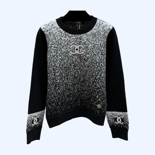 샤넬 그라데이션 라운드 넥 니트