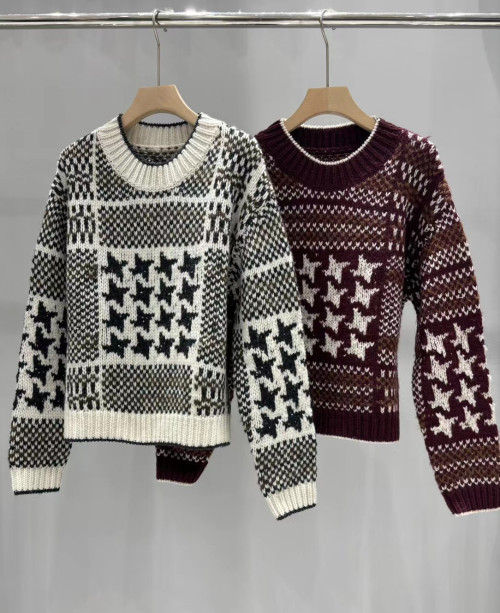 BC 하운드루스 팬턴 니트 스웨터