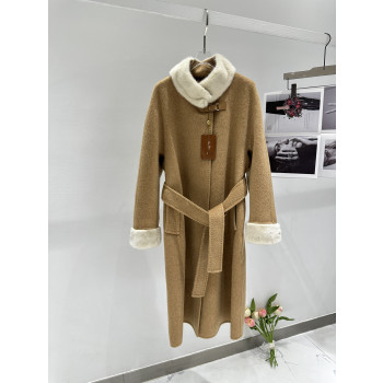 로로피아나 스탠드업 밍크 코트