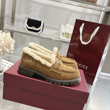 구찌 호스빗 양털 안감로퍼