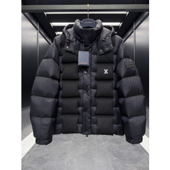 LV 모놈그램 후드 다운재킷