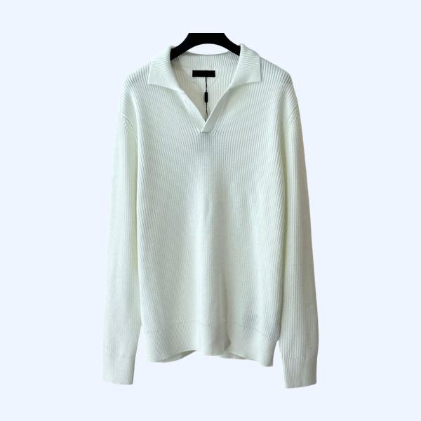 프라다 트라이 앵글 컵 씨넷 넥 니트