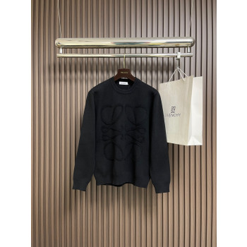 로에베 라운드넥 니트