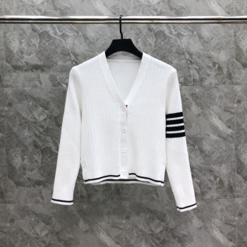 TB 스몰 트위스트 포바 가디건