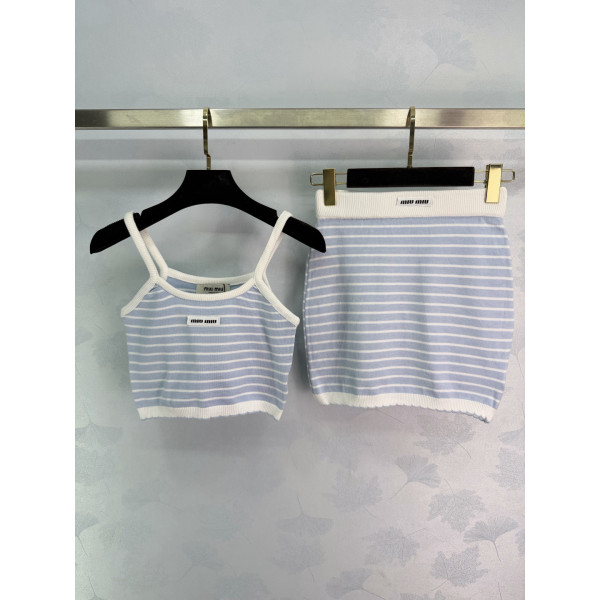 미우미우 스트라이프 니트 세트